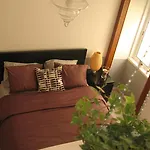 Apartment Lisbonne Estrela *