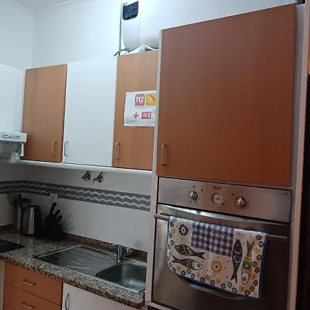 Apartment Lisbonne Estrela