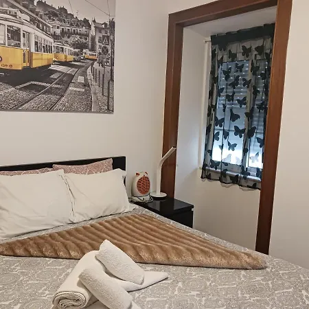 Apartment Lisbonne Estrela